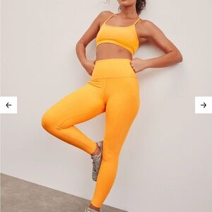Beyond Yoga Activewear Set in Mango